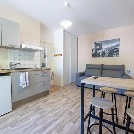 Proche Centre Et Gare Apartmán *