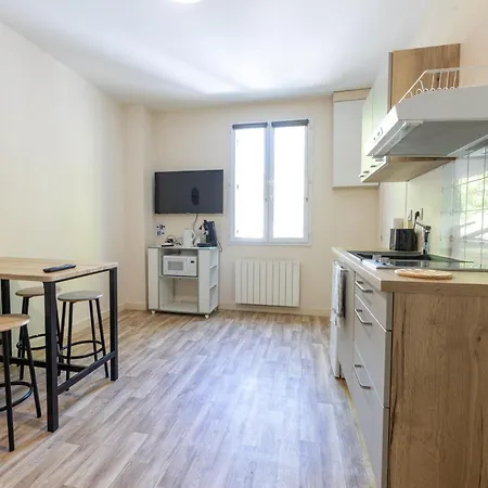 Proche Centre Et Gare * Parthenay