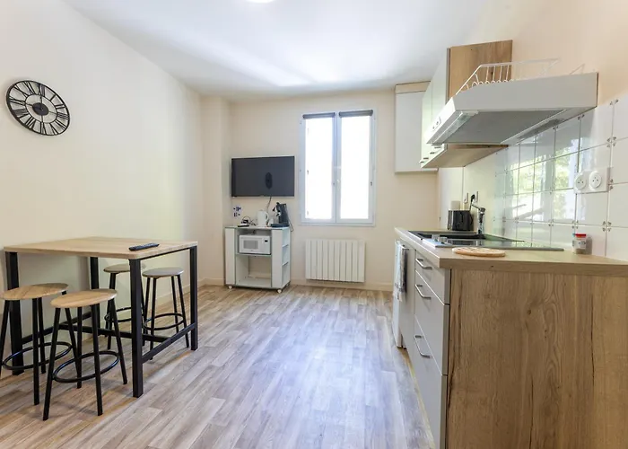 Proche Centre Et Gare * Parthenay